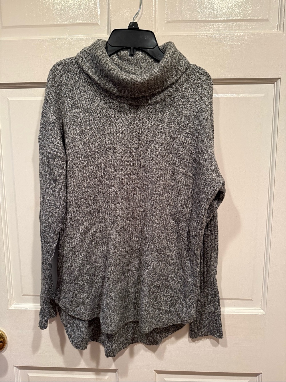 ABERCROMBIE & FITCH VINTAGE GRAY COWL NECK SWEATER WOMENS XS/S